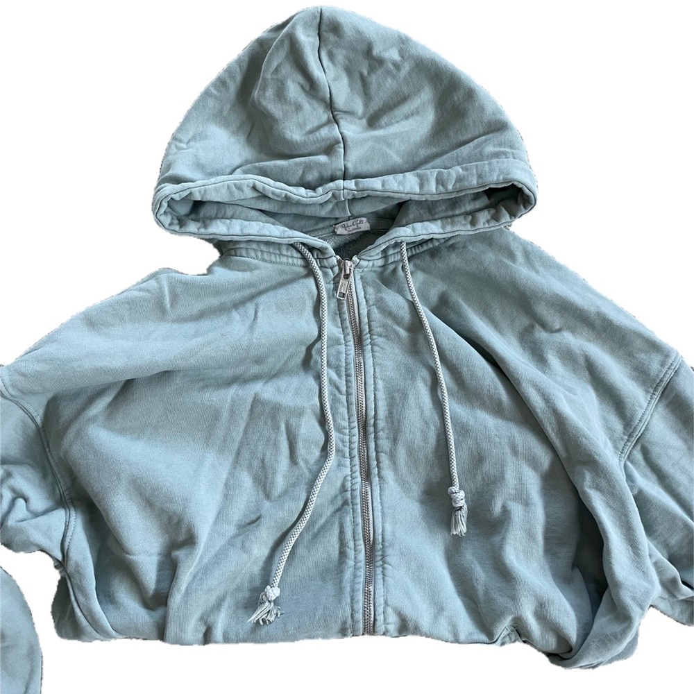 Brandy Melville Zip Up Sweater